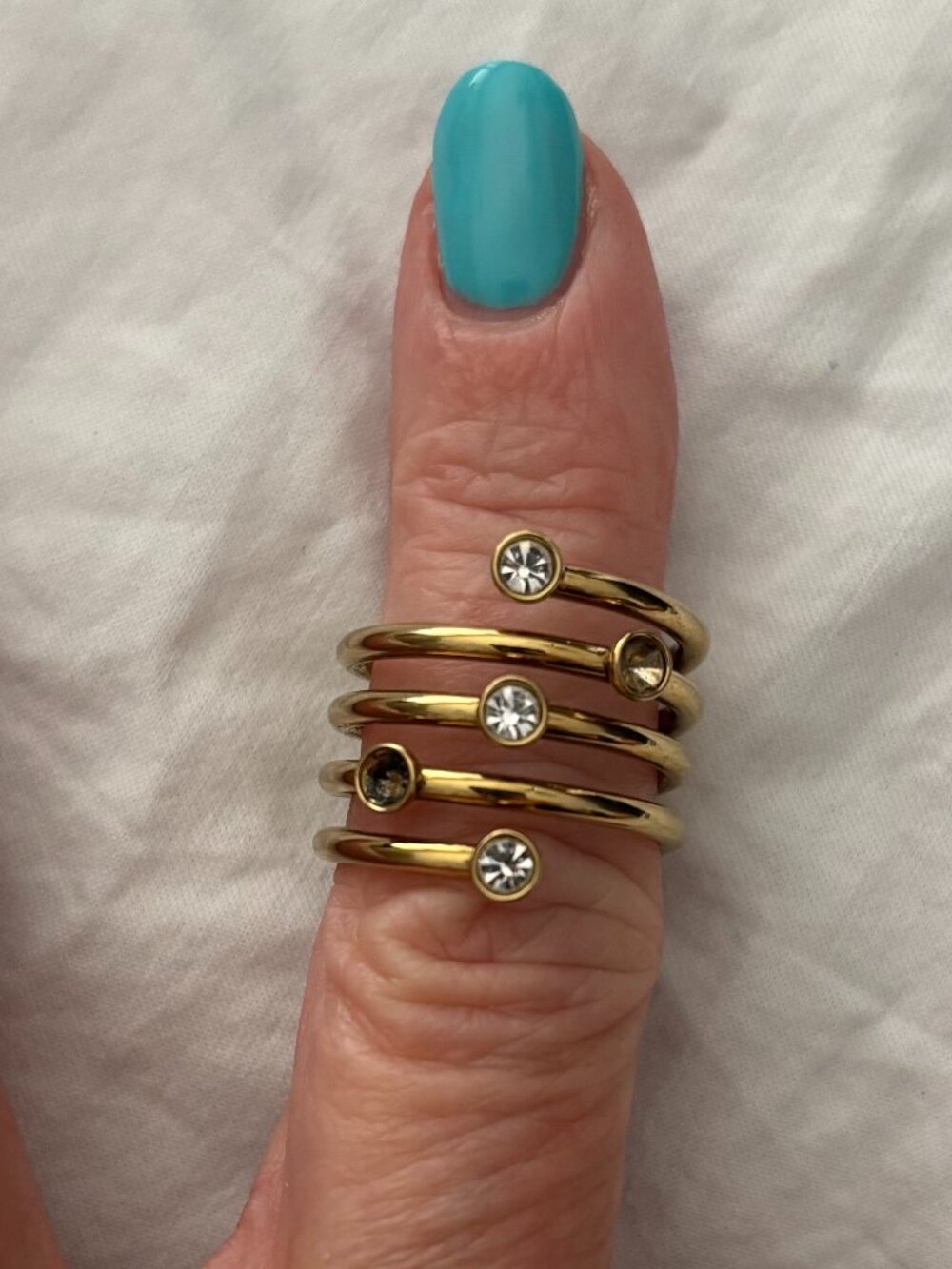 Michael Kors Brilliance Gold Tone Scattered Crystal Spiral Ring Sz 8 Flawed